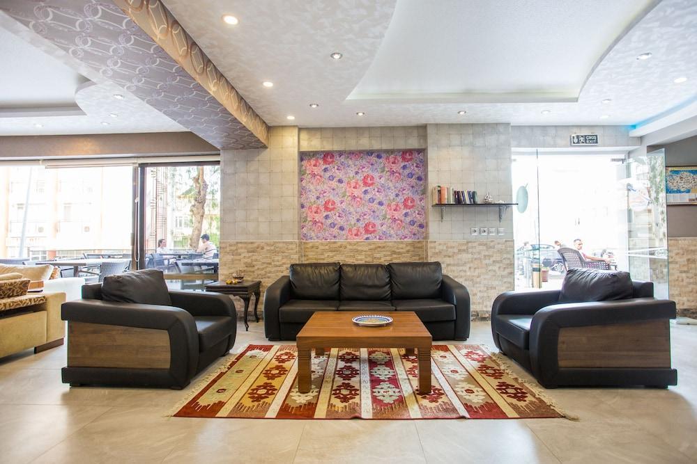 Saturn Hotel Kusadası Kültér fotó