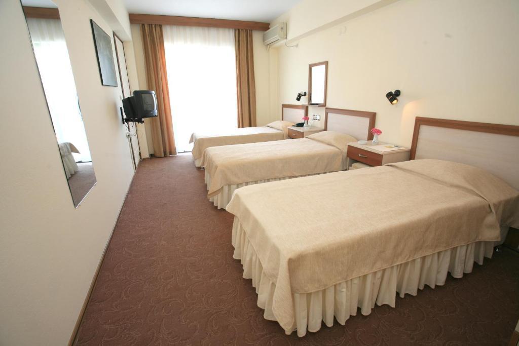 Saturn Hotel Kusadası Szoba fotó