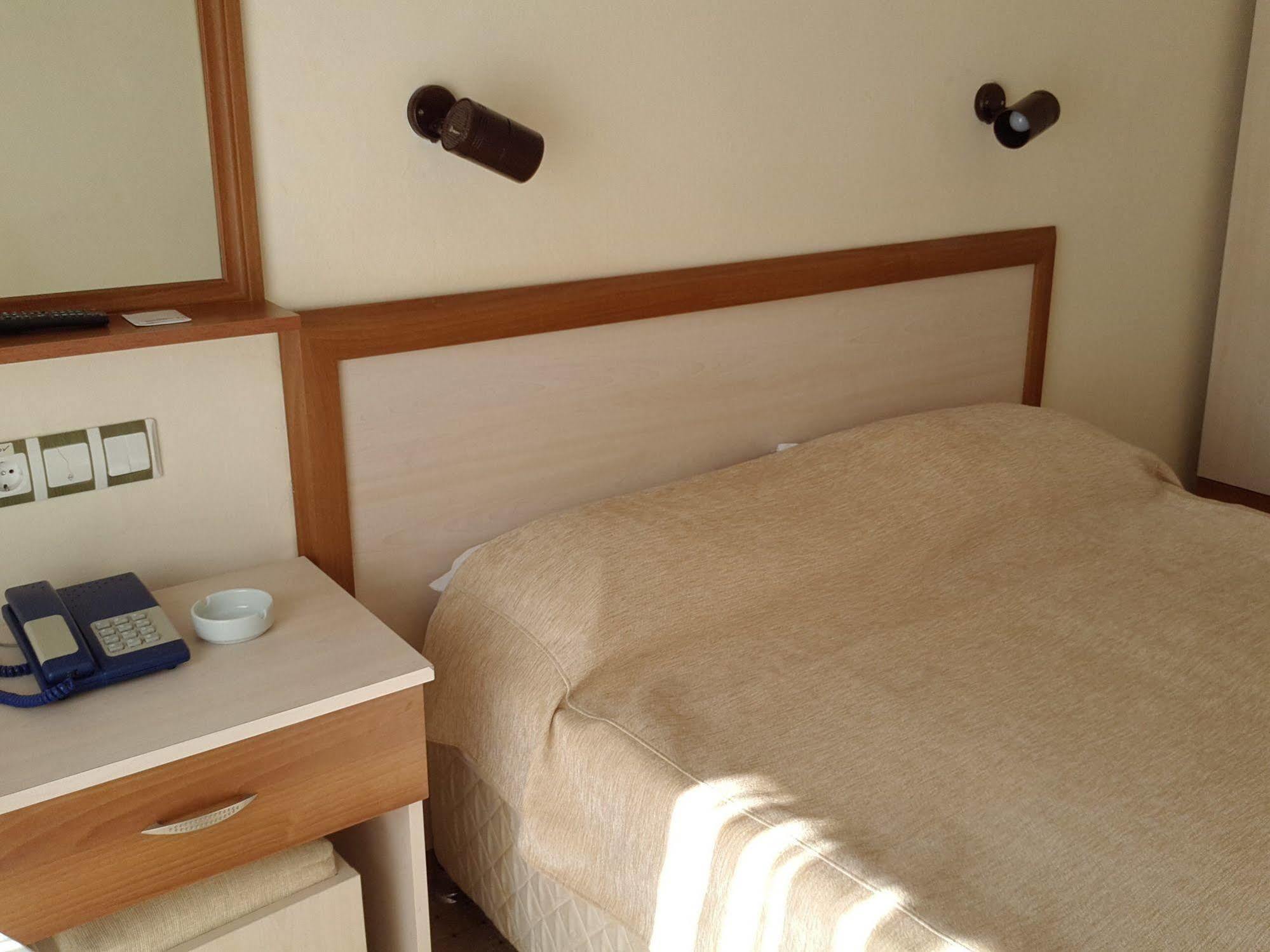 Saturn Hotel Kusadası Kültér fotó